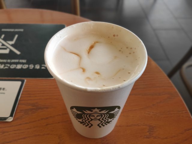 スターバックスラテのカスタマイズ5選・カロリー・お得に飲む方法を紹介