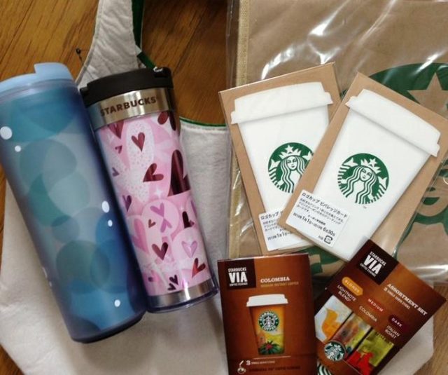 スタバ歴代福袋の中身を2009年から2023年まとめ