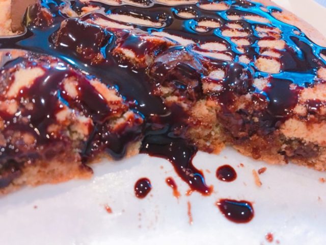 スタバフード「チョコレートチャンククッキー」を食べてみた！味やカロリー、おすすめカスタマイズは？