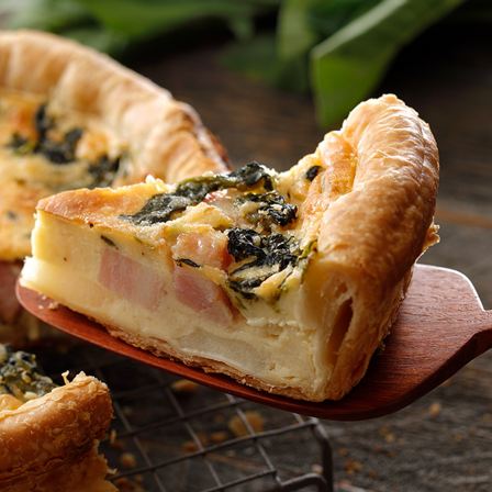 ベーコンとほうれん草のキッシュ