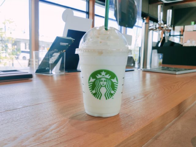 【バニラクリームフラペチーノ】おすすめカスタム15選とカロリー、糖質を紹介