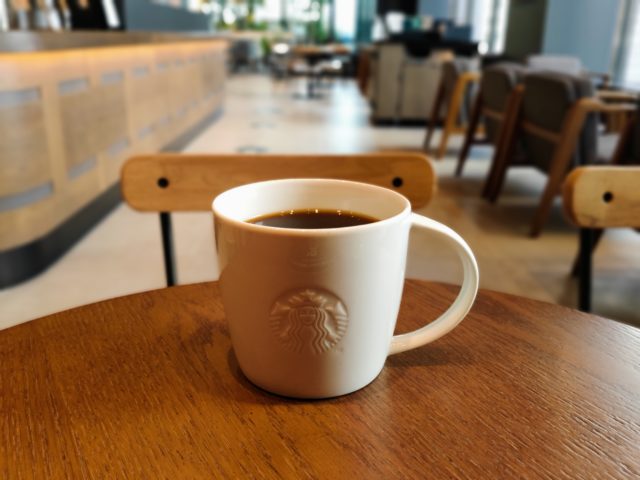 スタバ【ドリップコーヒー】カスタム9選！お得なおかわり方法も紹介