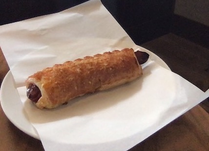 スタバフード【あらびきソーセージパイ】カロリーや感想｜朝ごはんにぴったりのジューシーな一品