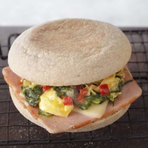 スタバ【ほうれん草エッグ＆ソーセージイングリッシュマフィン】カロリーや感想