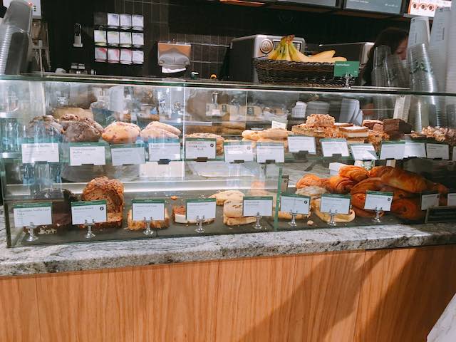 イギリス・ロンドンスタバ限定タンブラー・マグカップなどのグッズ紹介｜ドリンクのレビューも