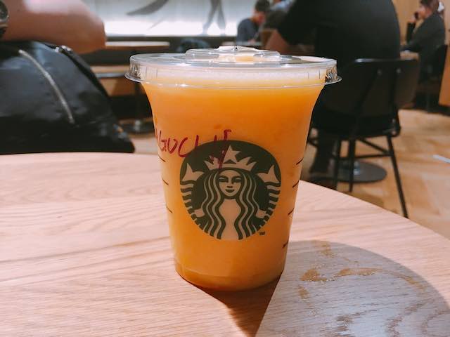 イギリス・ロンドンスタバ限定タンブラー・マグカップなどのグッズ紹介｜ドリンクのレビューも