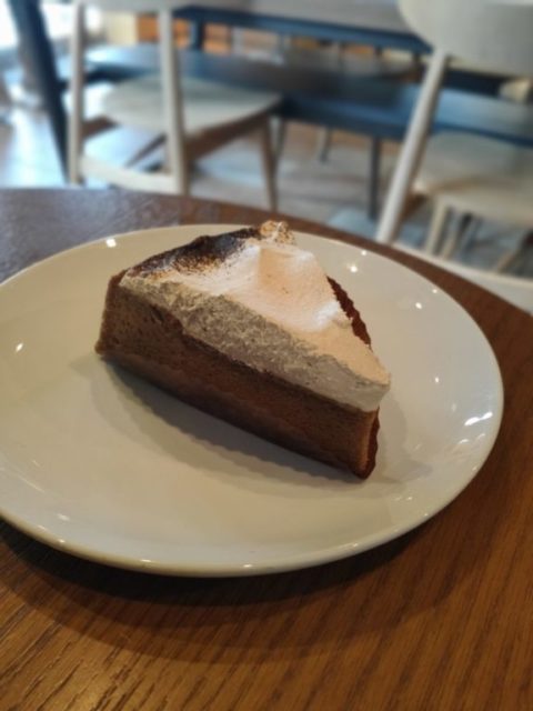 紅茶のアーモンドミルクケーキ