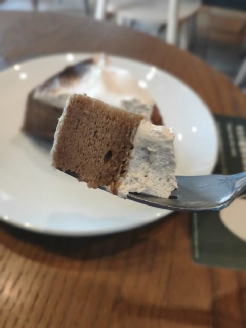 紅茶のアーモンドミルクケーキ