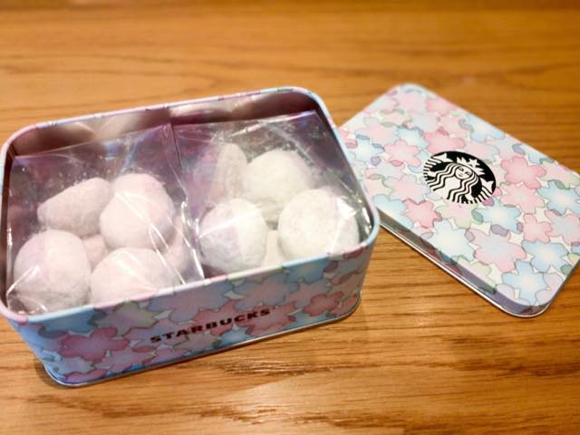 2種のボールクッキー（さくらベリー＆プレーン）