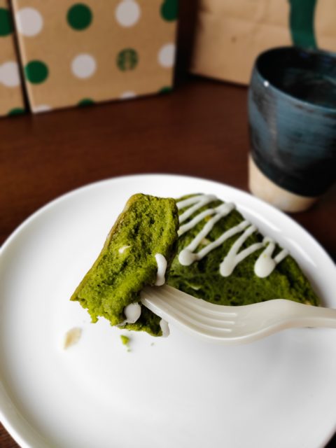 【スタバフード】抹茶ホワイトチョコスコーンの感想・カロリー・糖質を紹介！