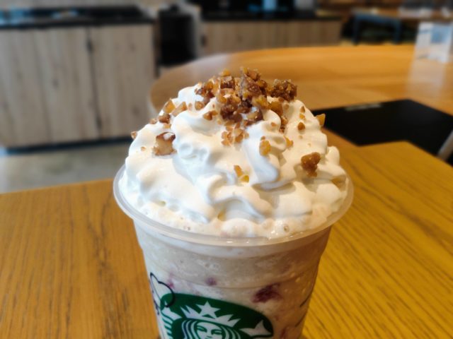 スタバ新作マロンフラペチーノとラテのカスタム、カロリー糖質を紹介