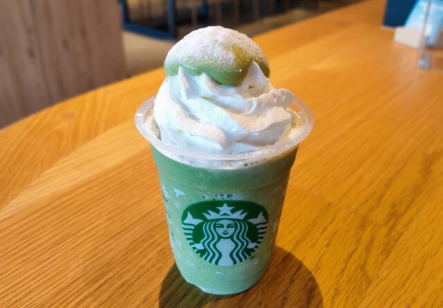 【スタバ新作】抹茶玄米茶もちフラペチーノのカスタム5選とカロリーを紹介