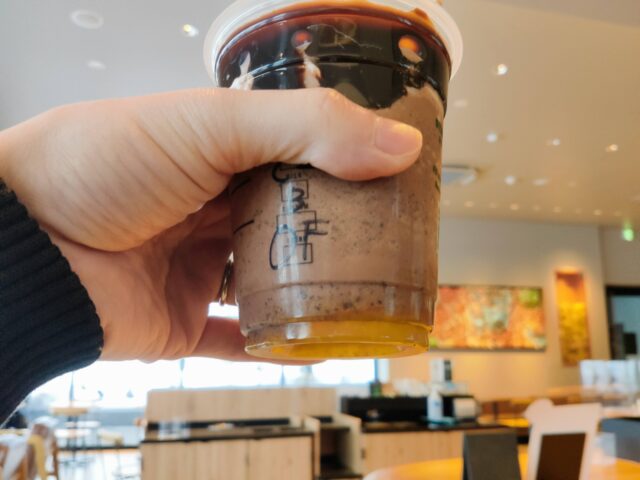 【スタバ新作カスタム】オペラフラペチーノのおすすめ4選！ブレべや豆乳変更などを紹介